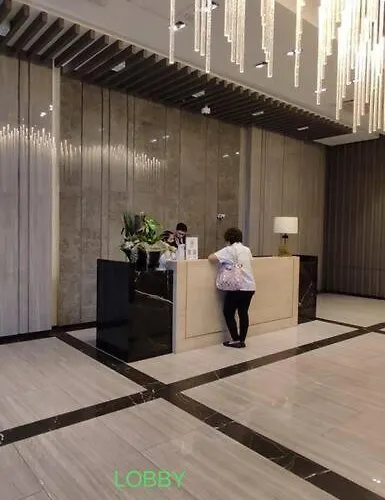 Apartment Uptown Bgc - Simple & Elegant